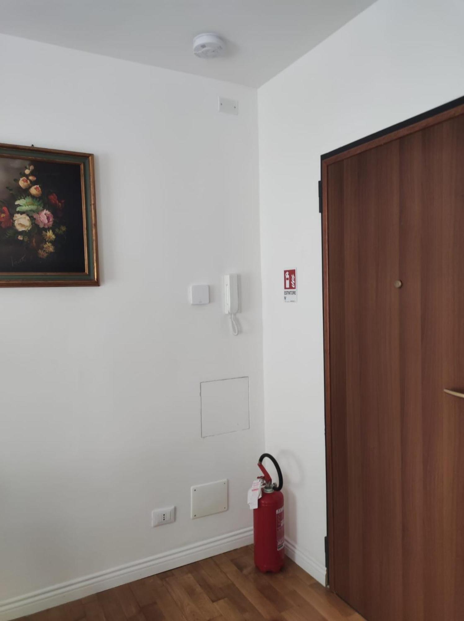 Casa Renova, Intero Appartamento, 2 Camere, Max 4 Ospiti, Trieste Zona Storica Exteriér fotografie